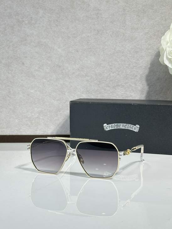 Picture of Chrome Hearts Sunglasses _SKUfw77364877fw